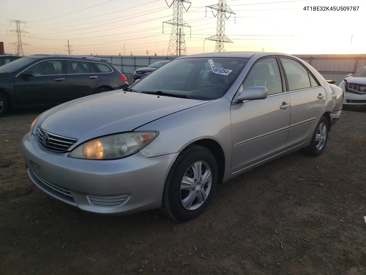 2005 Toyota Camry Le VIN: 4T1BE32K45U509787 Lot: 74391054