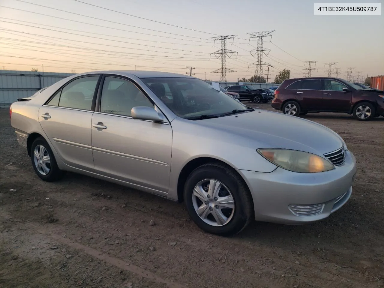 2005 Toyota Camry Le VIN: 4T1BE32K45U509787 Lot: 74391054