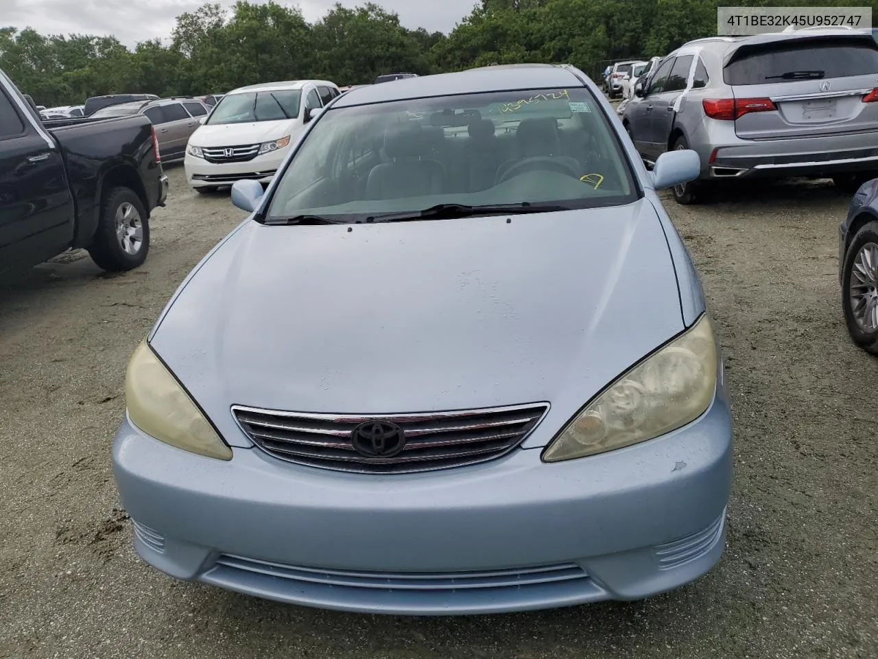 2005 Toyota Camry Le VIN: 4T1BE32K45U952747 Lot: 74395724