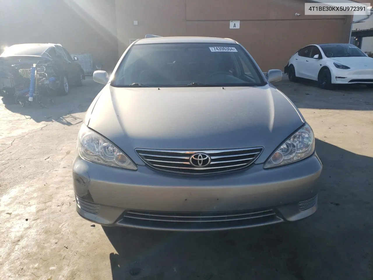 2005 Toyota Camry Le VIN: 4T1BE30KX5U972391 Lot: 74396364