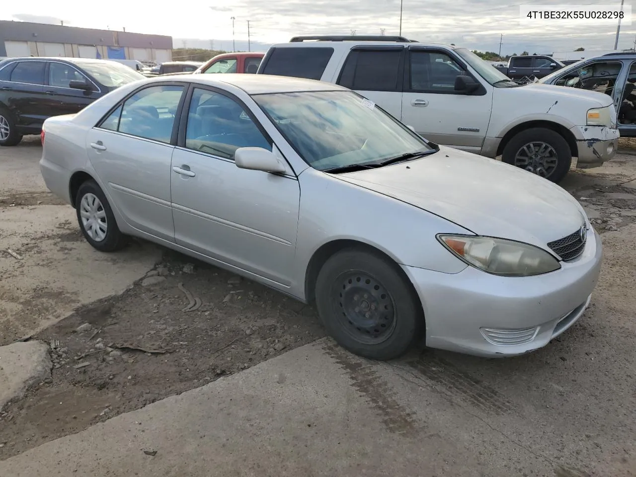 2005 Toyota Camry Le VIN: 4T1BE32K55U028298 Lot: 74591194