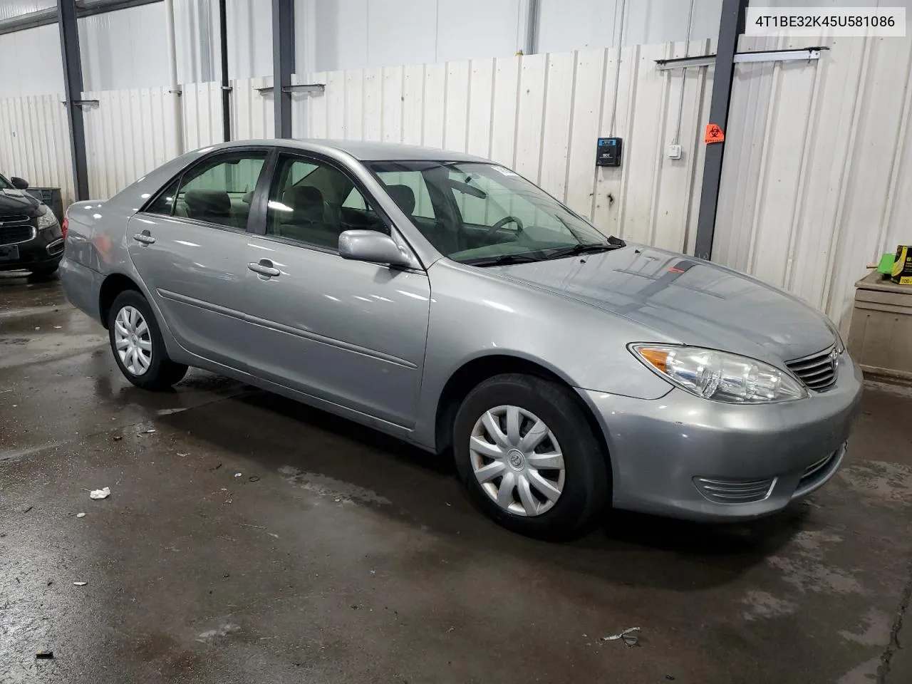 4T1BE32K45U581086 2005 Toyota Camry Le