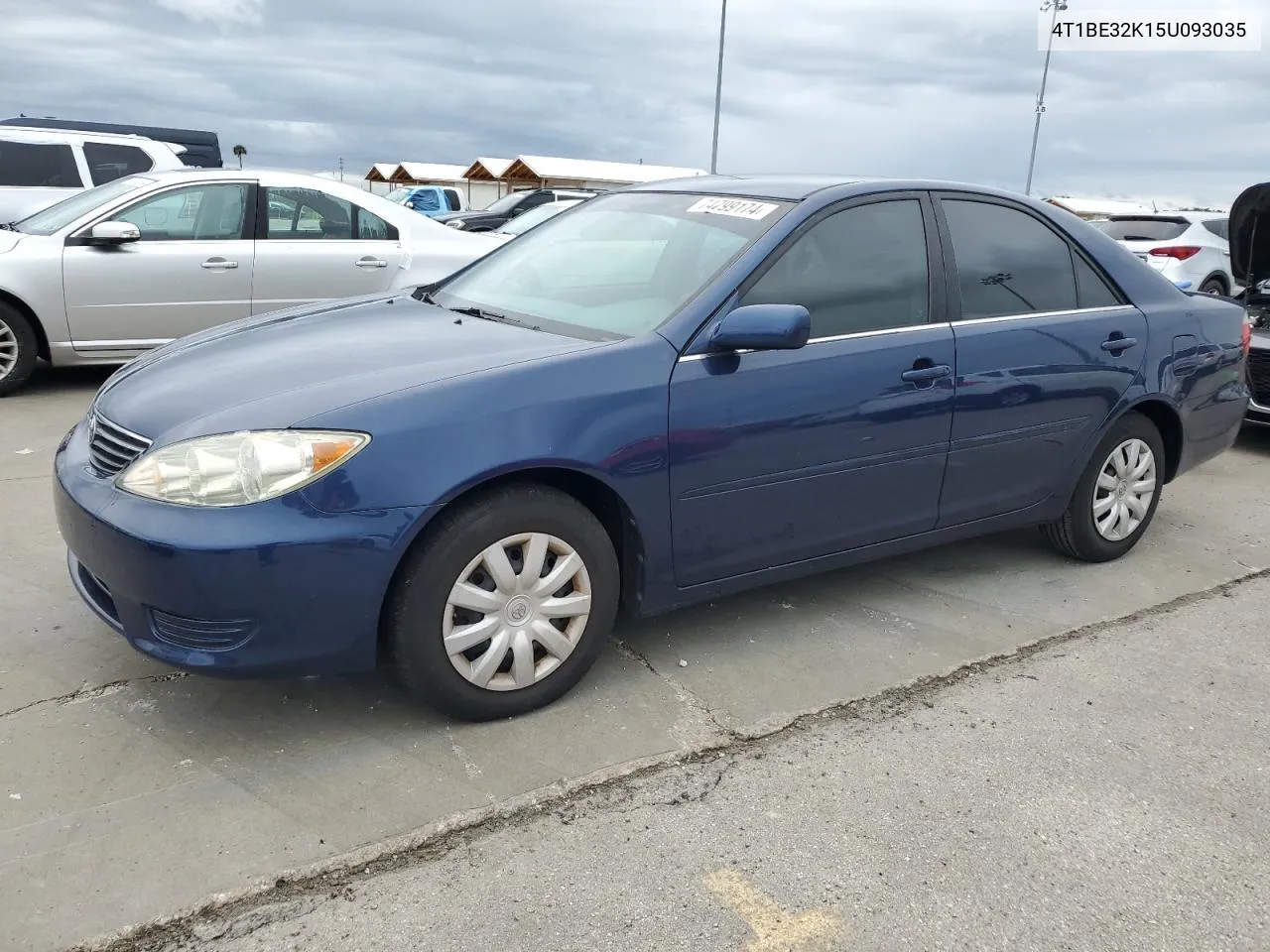 2005 Toyota Camry Le VIN: 4T1BE32K15U093035 Lot: 74799174