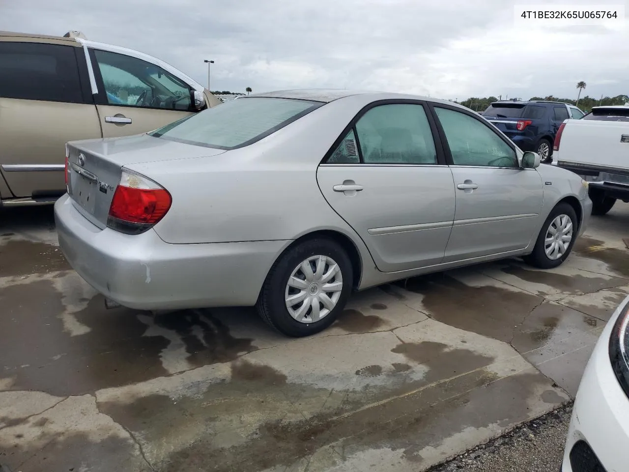 2005 Toyota Camry Le VIN: 4T1BE32K65U065764 Lot: 74852724