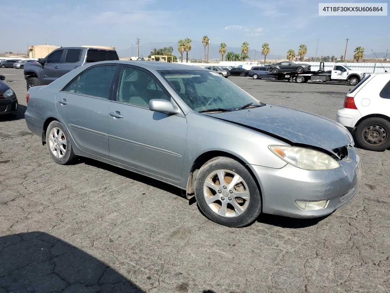 2005 Toyota Camry Le VIN: 4T1BF30KX5U606864 Lot: 74942104