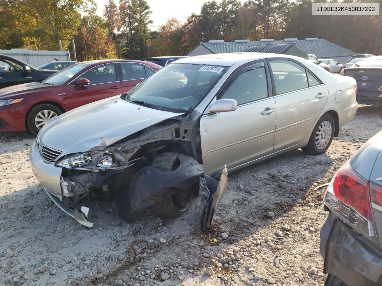 2005 Toyota Camry Le VIN: JTDBE32K453037293 Lot: 75129774