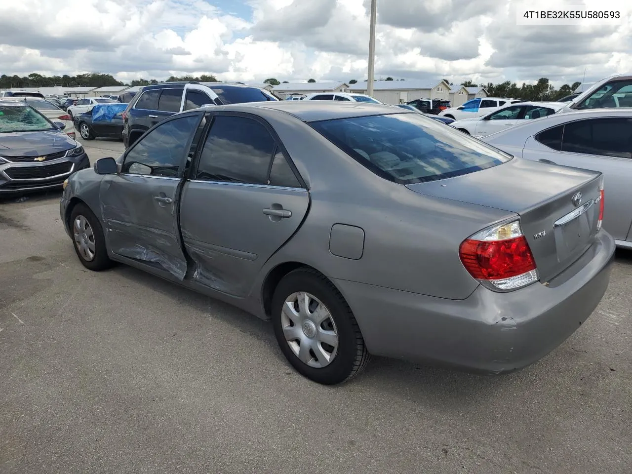 2005 Toyota Camry Le VIN: 4T1BE32K55U580593 Lot: 75166554