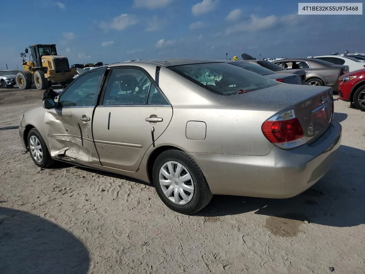 2005 Toyota Camry Le VIN: 4T1BE32K55U975468 Lot: 75232794