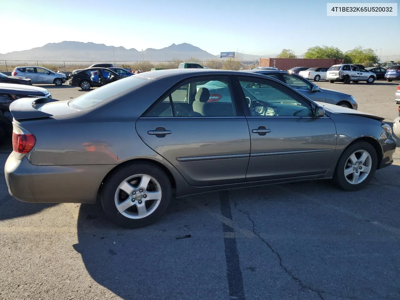 2005 Toyota Camry Le VIN: 4T1BE32K65U520032 Lot: 75430754