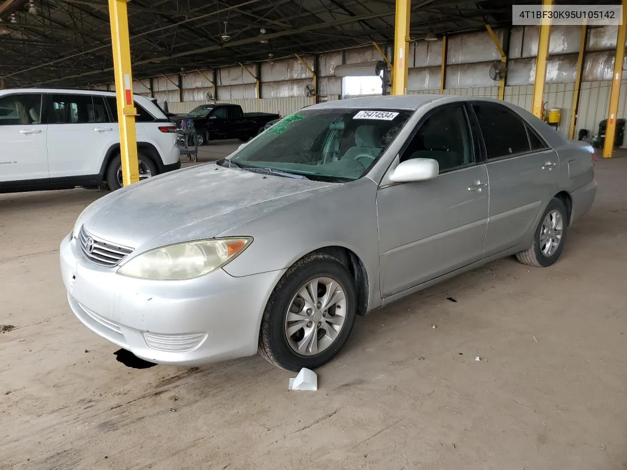 2005 Toyota Camry Le VIN: 4T1BF30K95U105142 Lot: 75474534