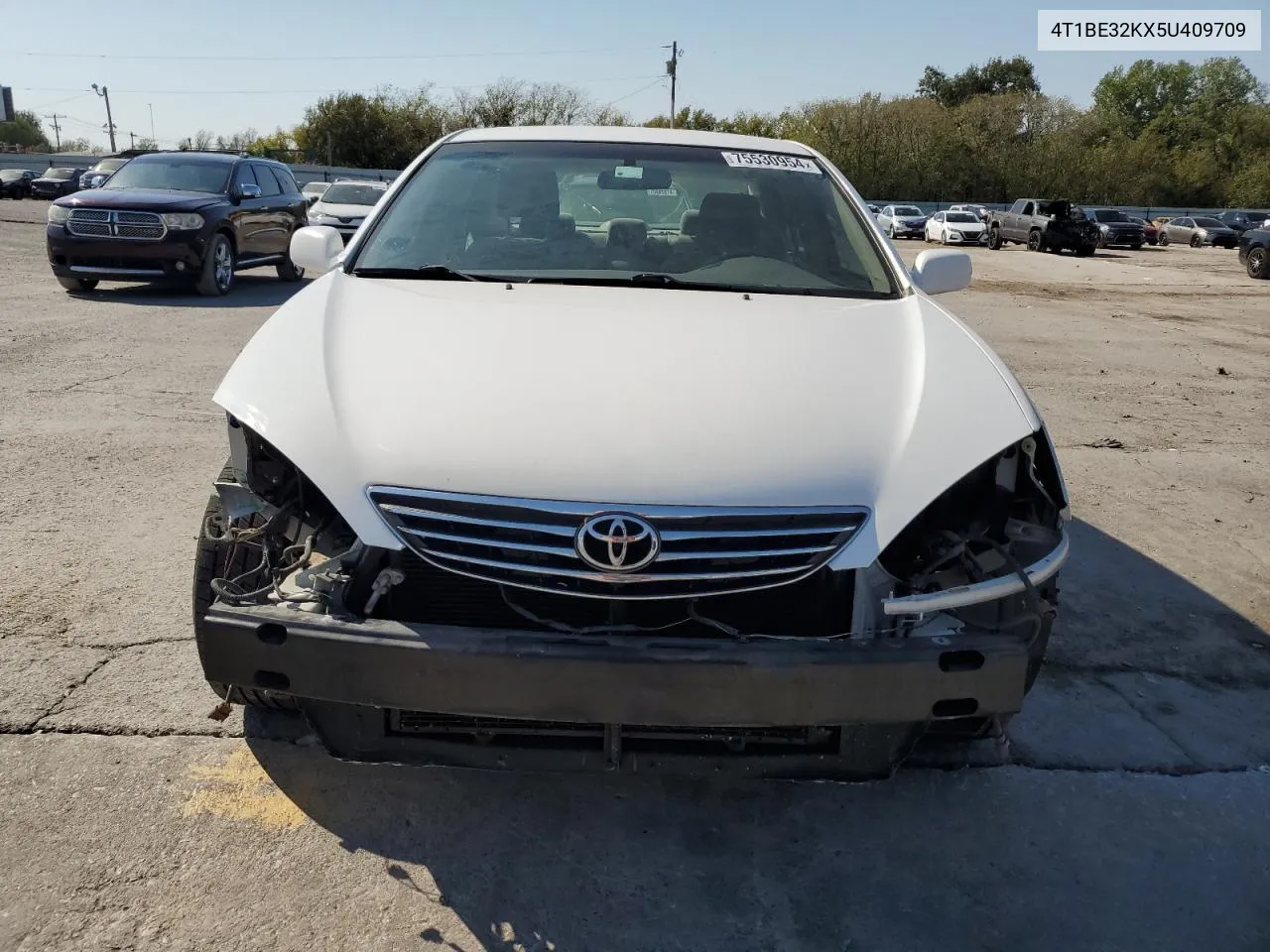 2005 Toyota Camry Le VIN: 4T1BE32KX5U409709 Lot: 75530954