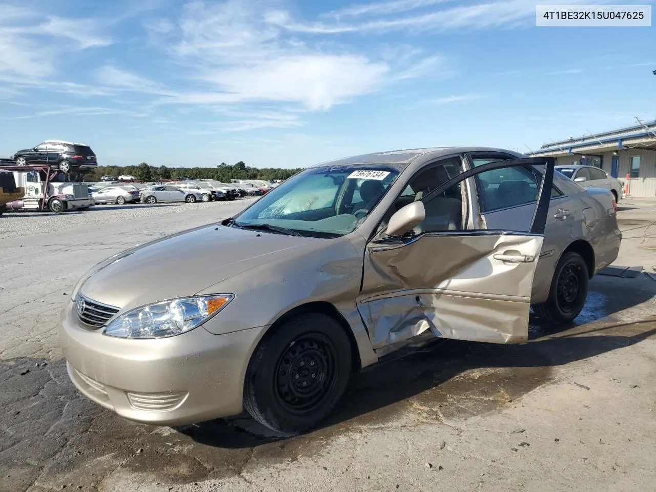 2005 Toyota Camry Le VIN: 4T1BE32K15U047625 Lot: 75676134