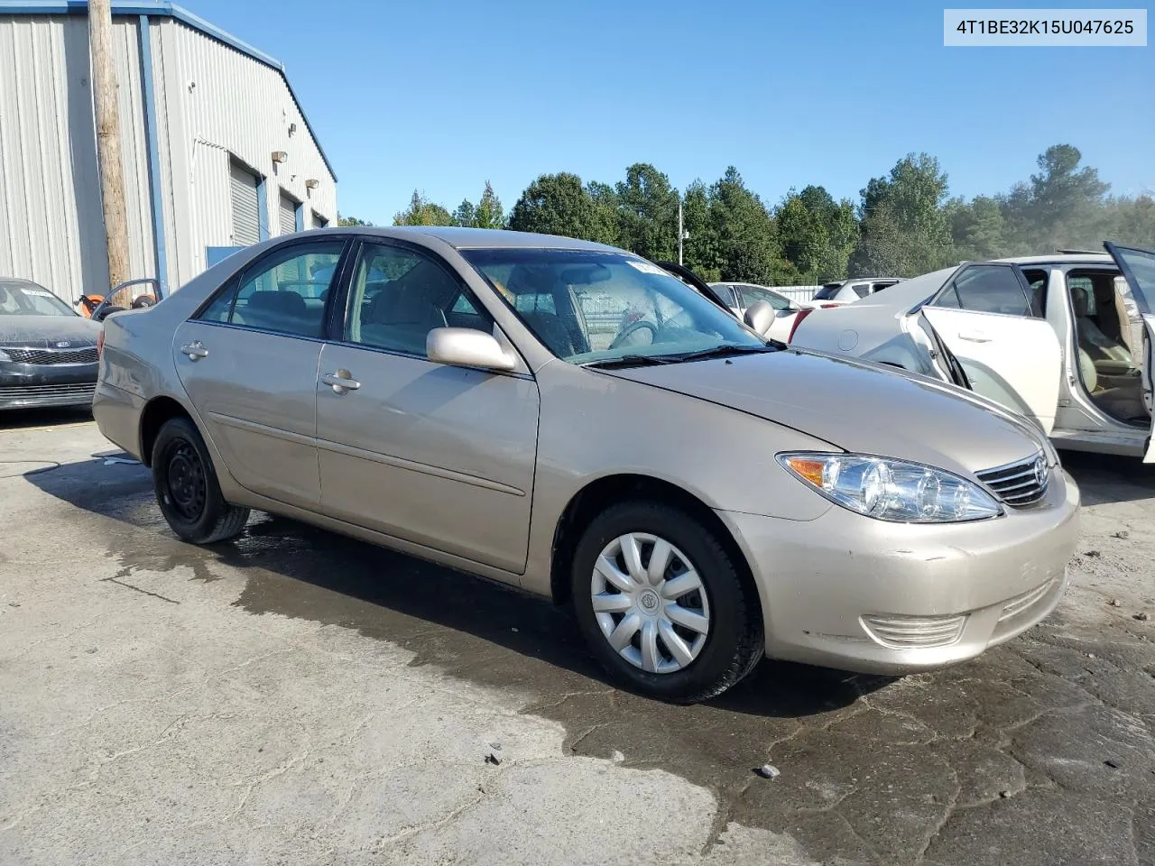 2005 Toyota Camry Le VIN: 4T1BE32K15U047625 Lot: 75676134