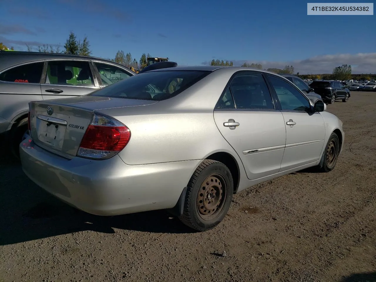 2005 Toyota Camry Le VIN: 4T1BE32K45U534382 Lot: 75761854