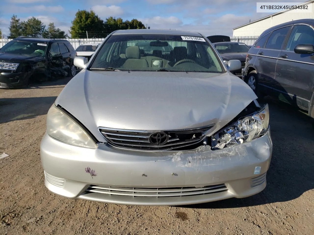 2005 Toyota Camry Le VIN: 4T1BE32K45U534382 Lot: 75761854