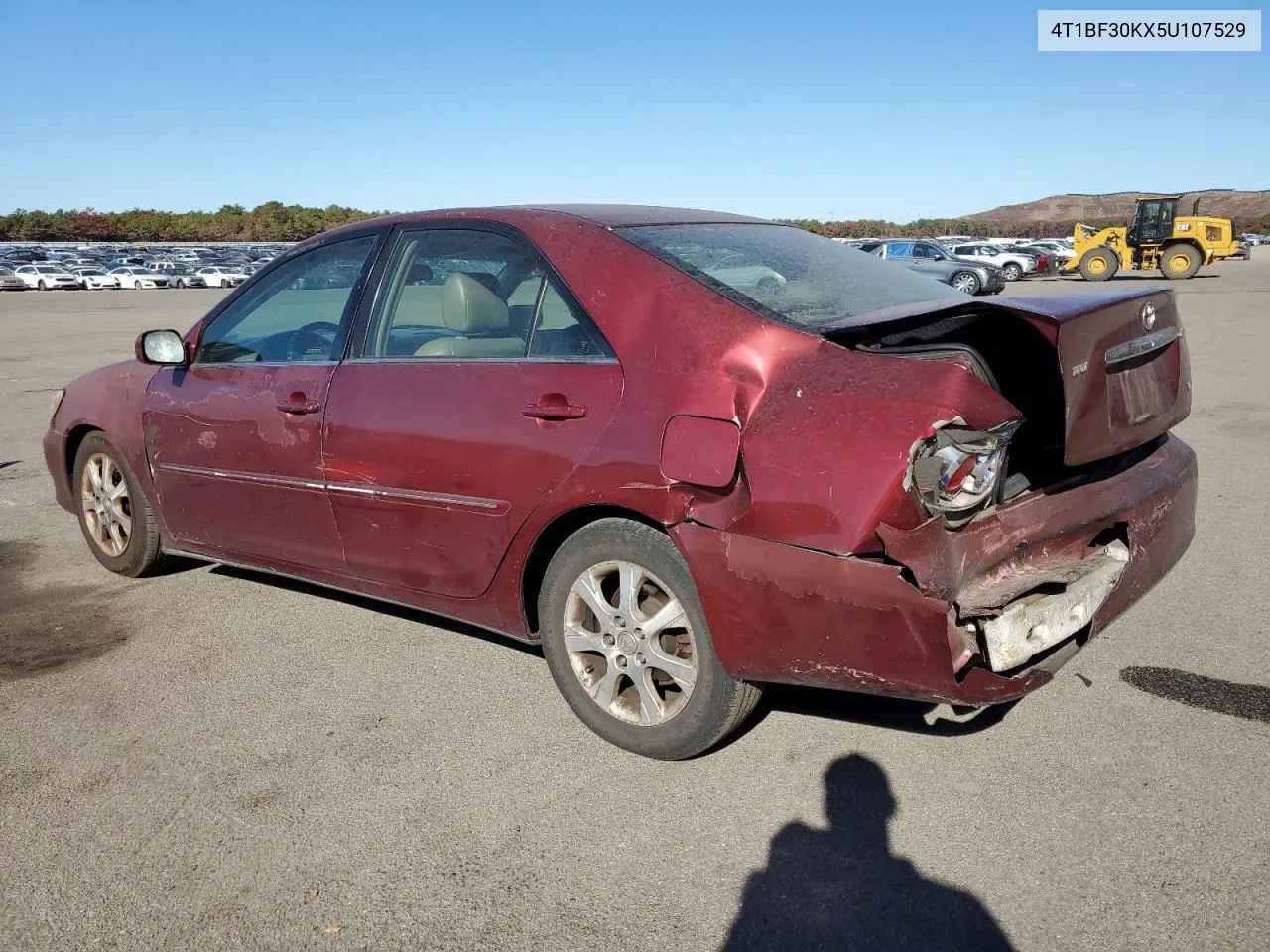 2005 Toyota Camry Le VIN: 4T1BF30KX5U107529 Lot: 75981634