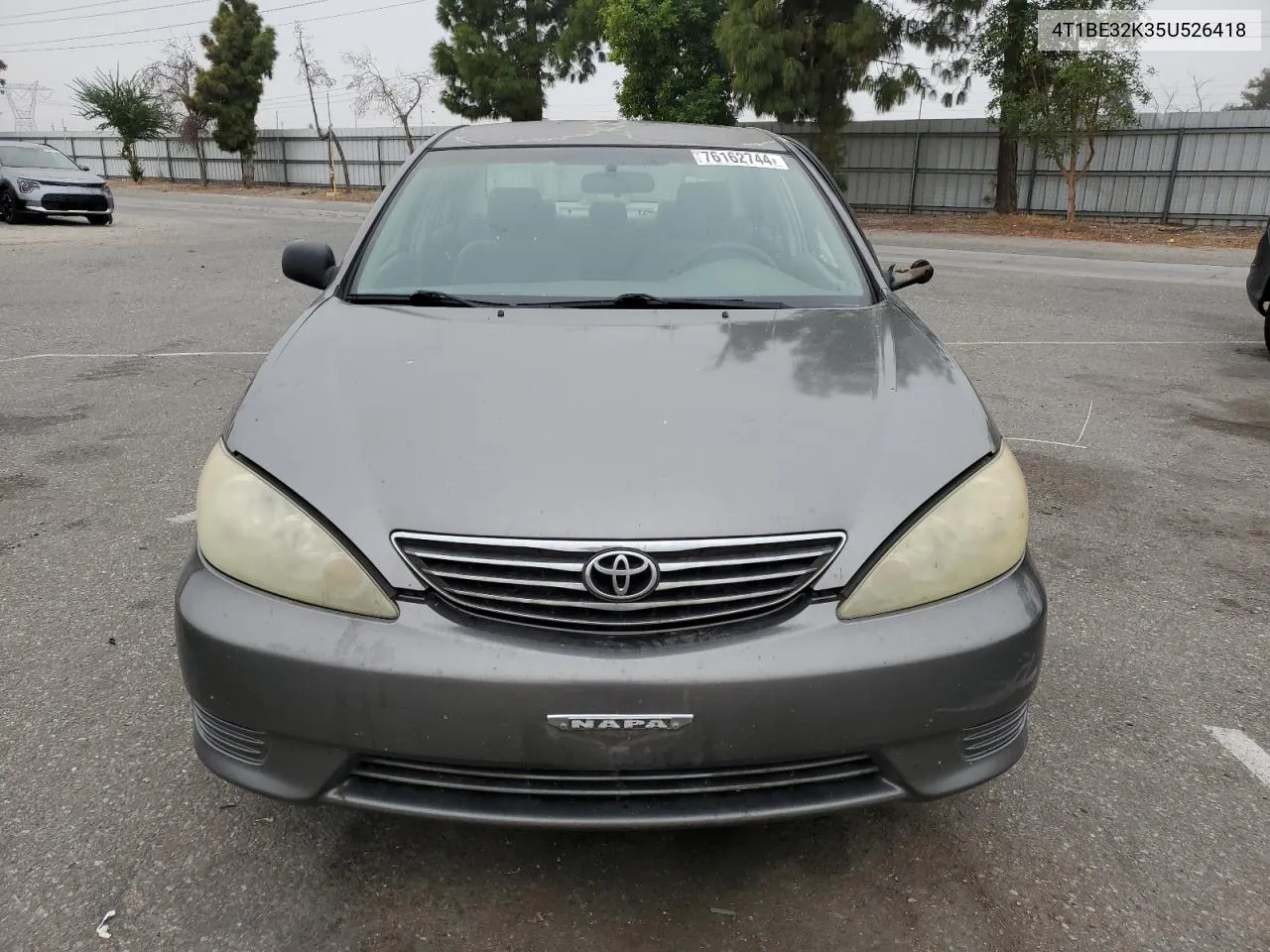 2005 Toyota Camry Le VIN: 4T1BE32K35U526418 Lot: 76162744