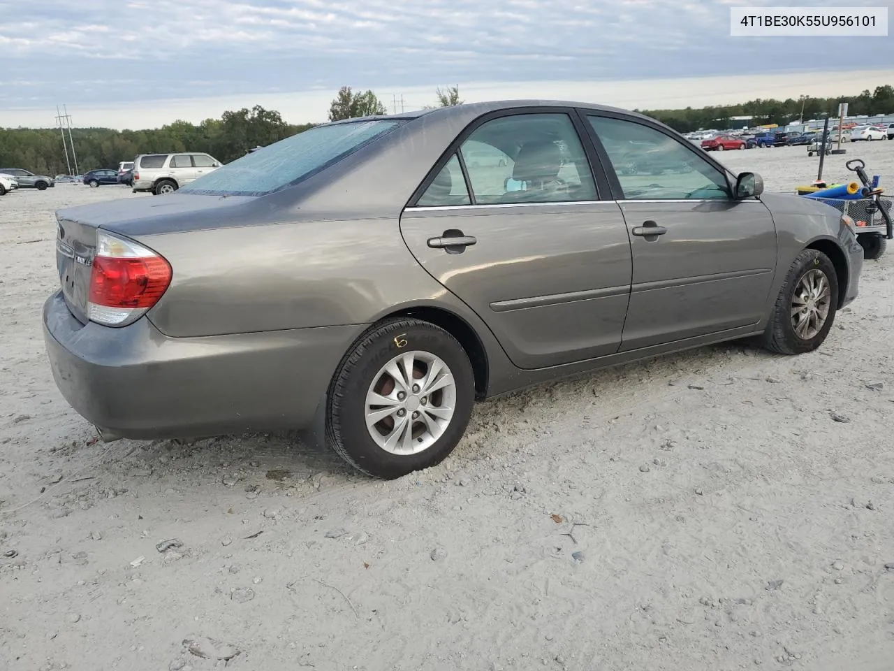 2005 Toyota Camry Le VIN: 4T1BE30K55U956101 Lot: 76293164