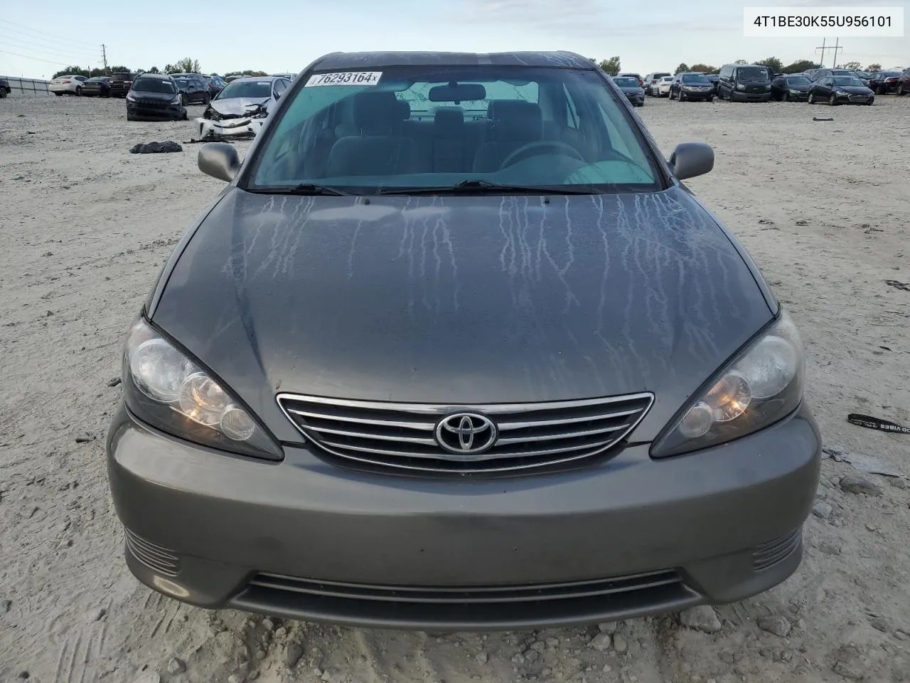 2005 Toyota Camry Le VIN: 4T1BE30K55U956101 Lot: 76293164