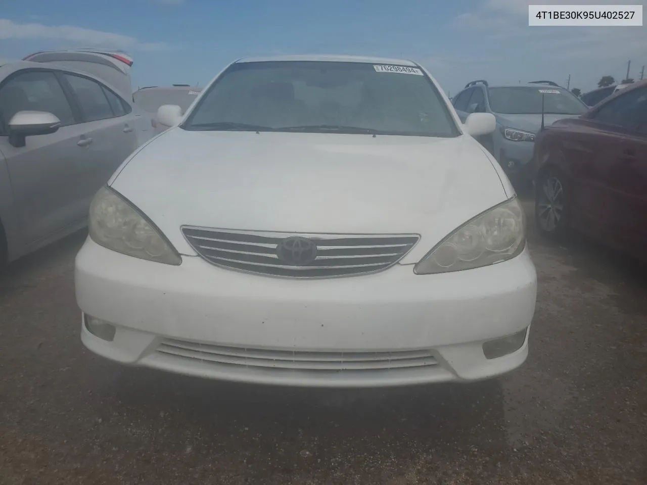 2005 Toyota Camry Le VIN: 4T1BE30K95U402527 Lot: 76298494