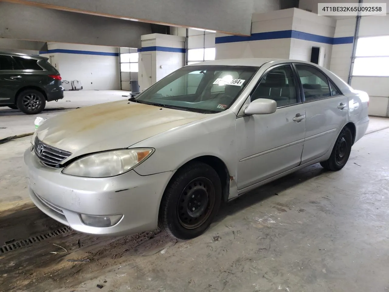 2005 Toyota Camry Le VIN: 4T1BE32K65U092558 Lot: 76415594