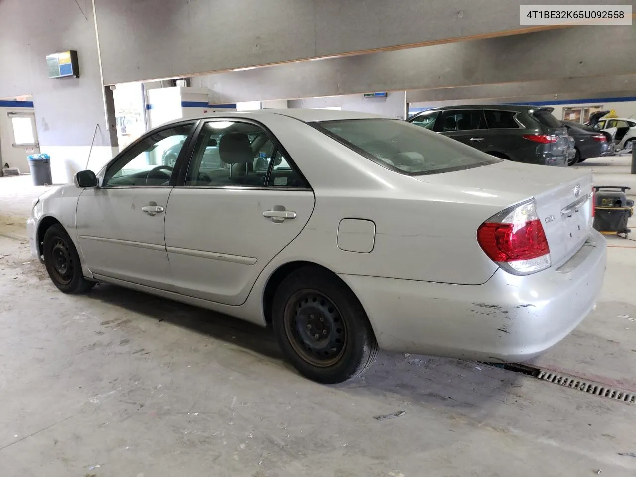 2005 Toyota Camry Le VIN: 4T1BE32K65U092558 Lot: 76415594