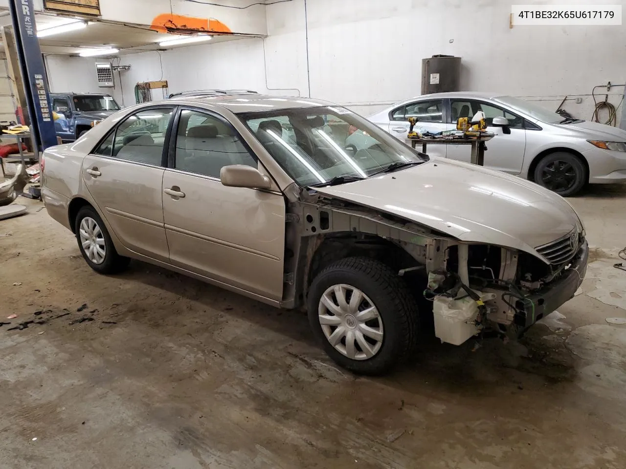 2005 Toyota Camry Le VIN: 4T1BE32K65U617179 Lot: 76554384