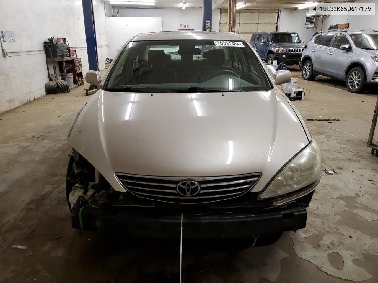 2005 Toyota Camry Le VIN: 4T1BE32K65U617179 Lot: 76554384