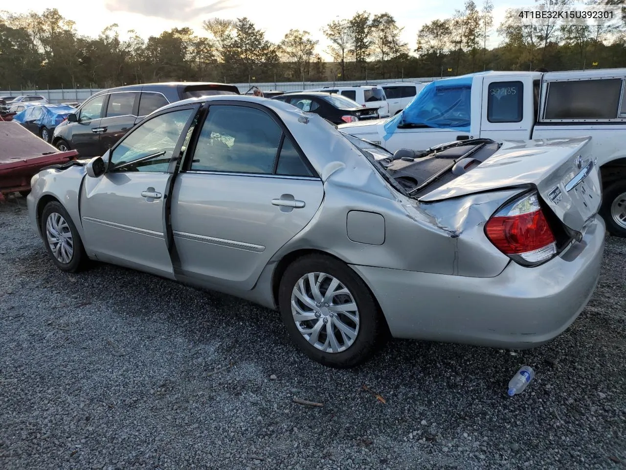 2005 Toyota Camry Le VIN: 4T1BE32K15U392301 Lot: 76564634