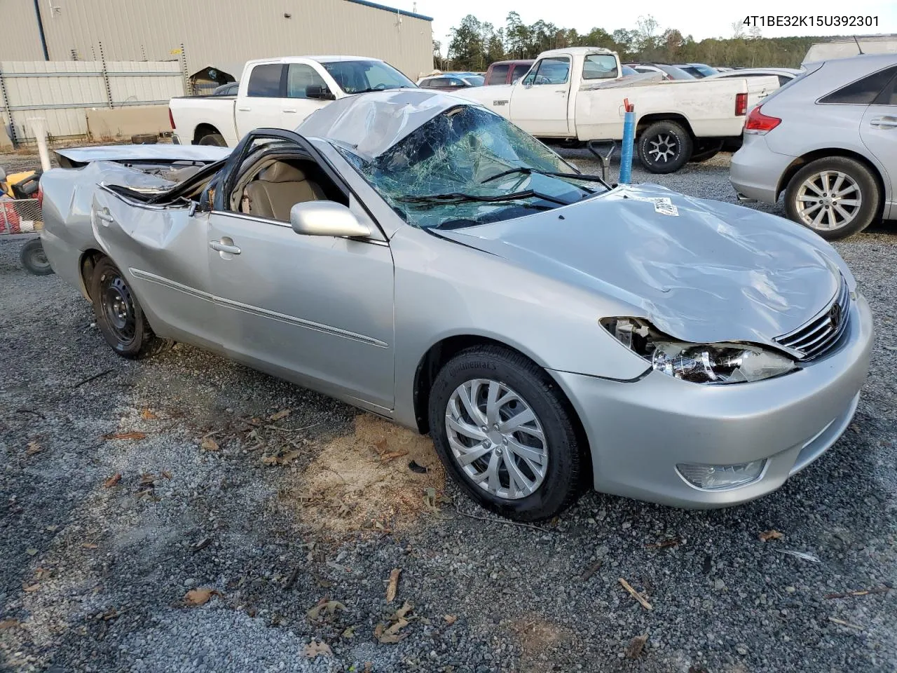 2005 Toyota Camry Le VIN: 4T1BE32K15U392301 Lot: 76564634