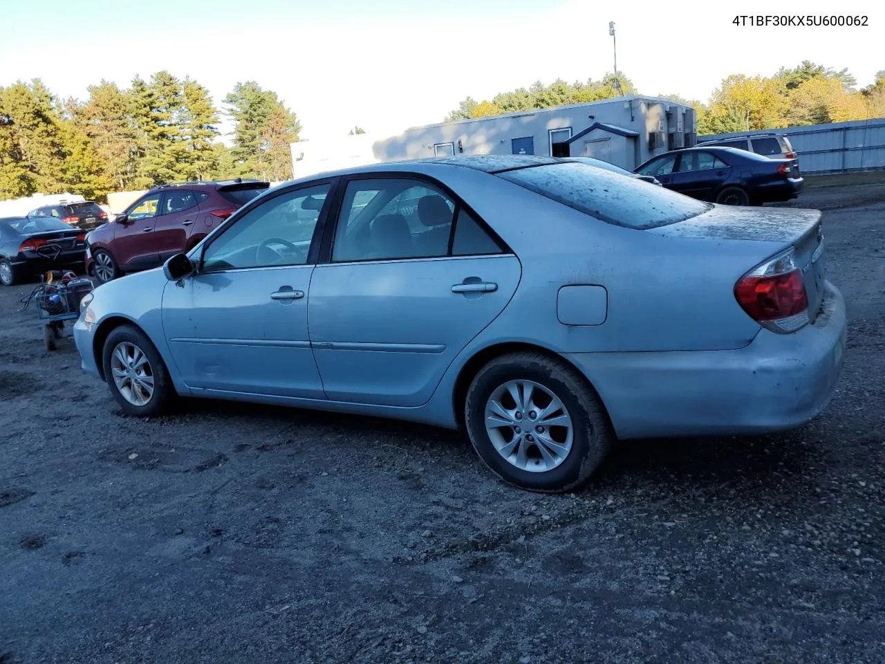 2005 Toyota Camry Le VIN: 4T1BF30KX5U600062 Lot: 76573544