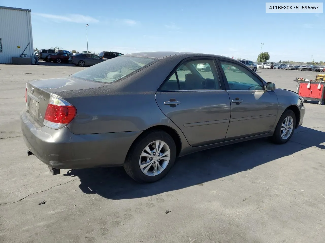 2005 Toyota Camry Le VIN: 4T1BF30K75U596567 Lot: 76576414