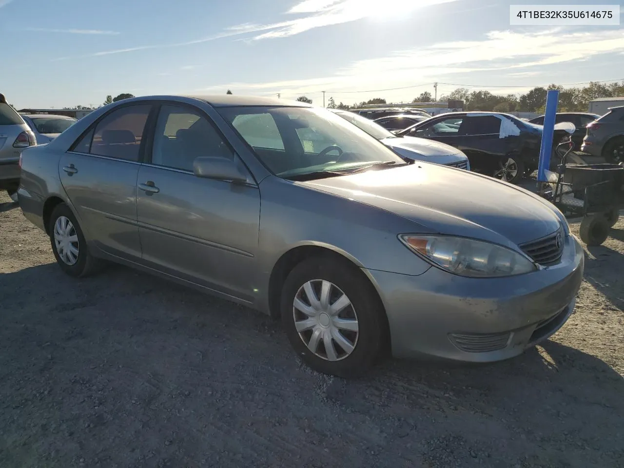 2005 Toyota Camry Le VIN: 4T1BE32K35U614675 Lot: 76818754