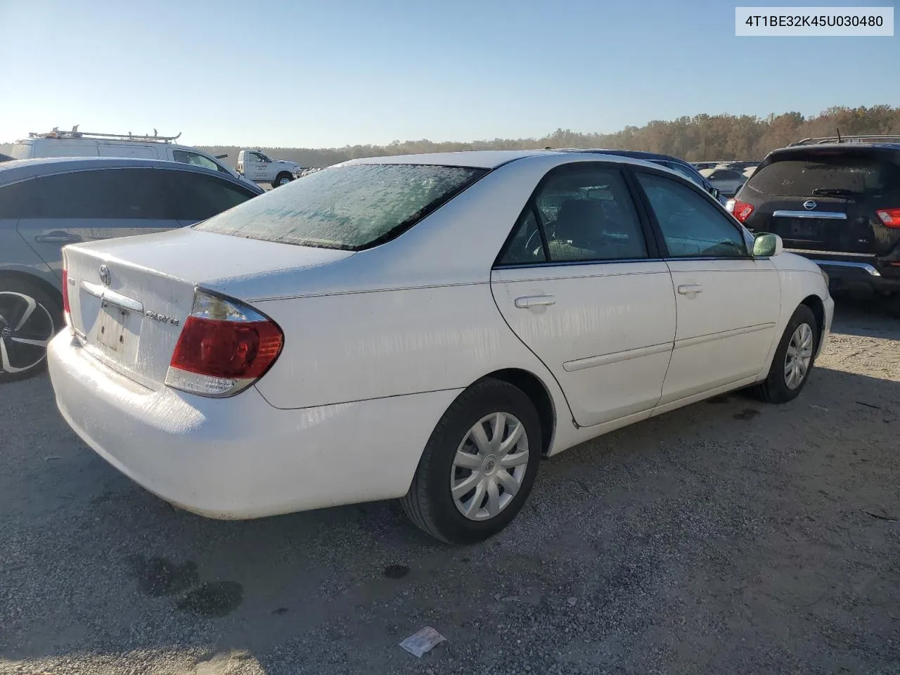 2005 Toyota Camry Le VIN: 4T1BE32K45U030480 Lot: 76872494