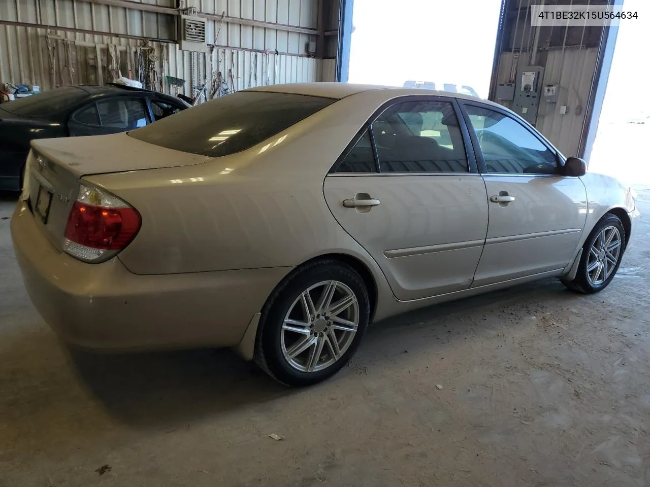 4T1BE32K15U564634 2005 Toyota Camry Le