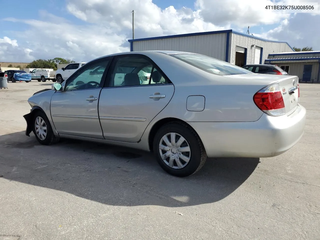 2005 Toyota Camry Le VIN: 4T1BE32K75U008506 Lot: 76994814