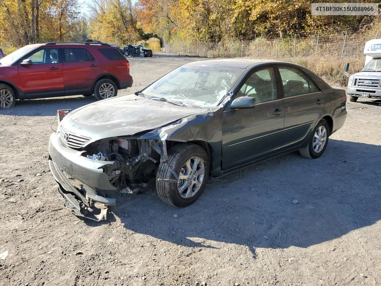 2005 Toyota Camry Le VIN: 4T1BF30K15U088966 Lot: 77216054