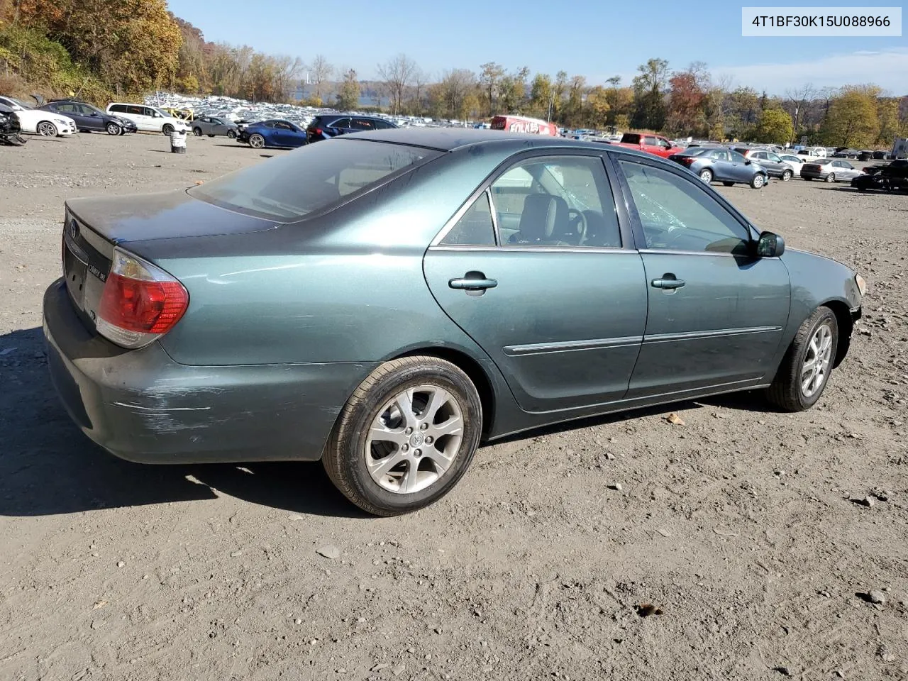 2005 Toyota Camry Le VIN: 4T1BF30K15U088966 Lot: 77216054