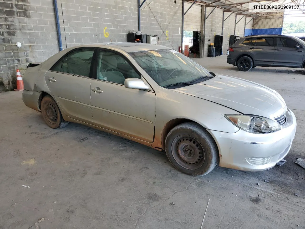 2005 Toyota Camry Le VIN: 4T1BE30K35U969137 Lot: 77273533