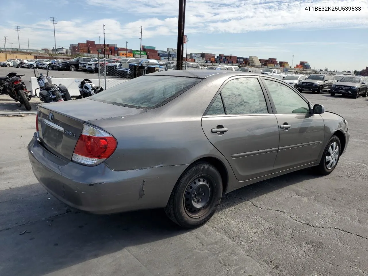 2005 Toyota Camry Le VIN: 4T1BE32K25U539533 Lot: 77389404