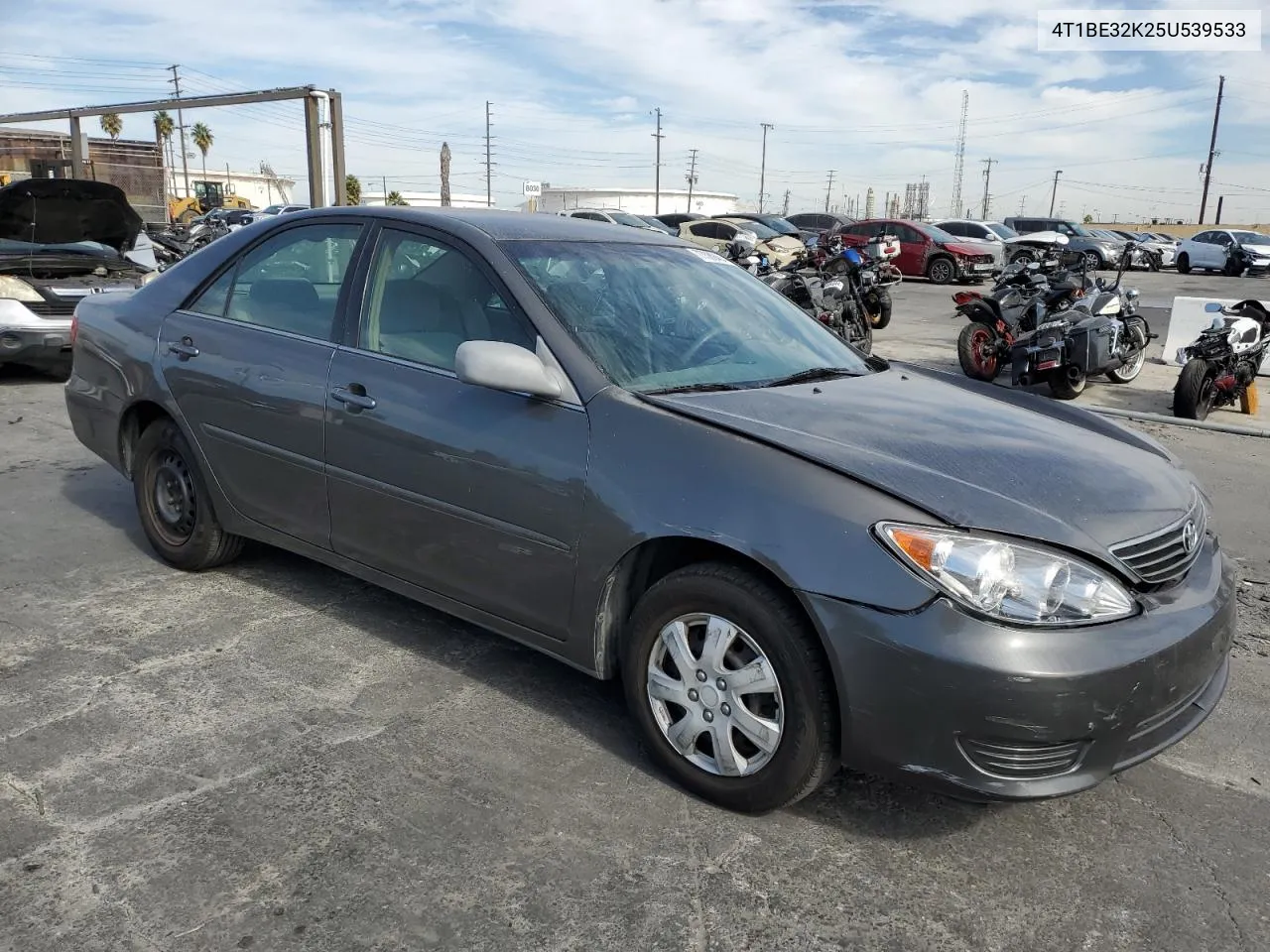 2005 Toyota Camry Le VIN: 4T1BE32K25U539533 Lot: 77389404