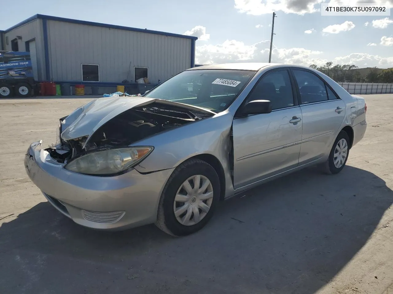 2005 Toyota Camry Le VIN: 4T1BE30K75U097092 Lot: 77485084