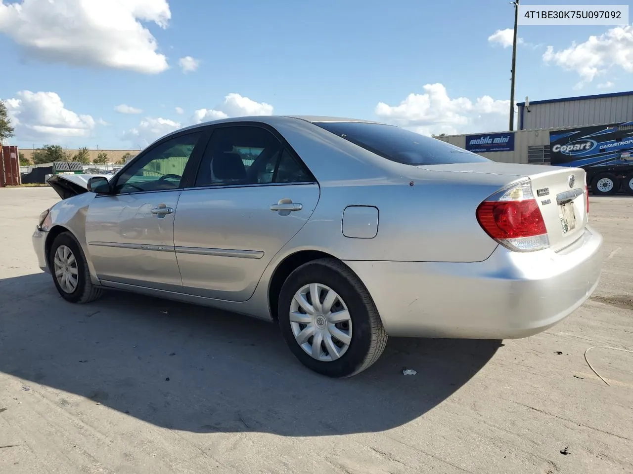 2005 Toyota Camry Le VIN: 4T1BE30K75U097092 Lot: 77485084