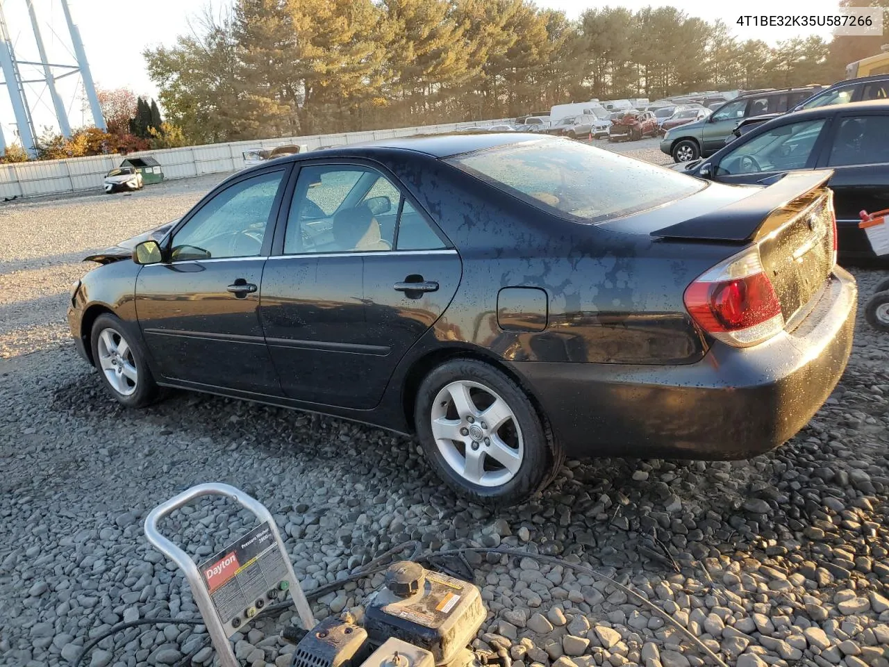 2005 Toyota Camry Le VIN: 4T1BE32K35U587266 Lot: 77616114