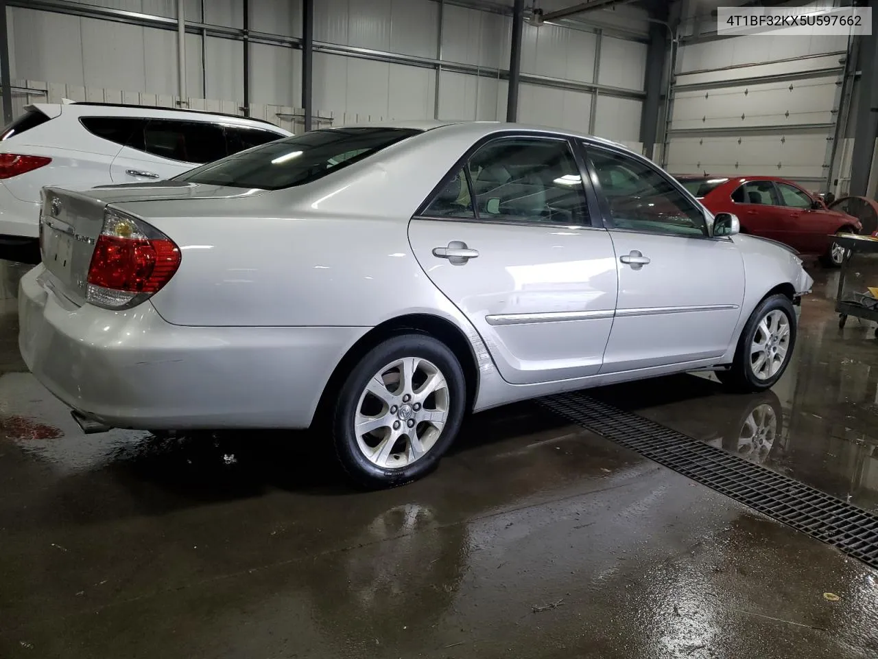 2005 Toyota Camry Le VIN: 4T1BF32KX5U597662 Lot: 77647854