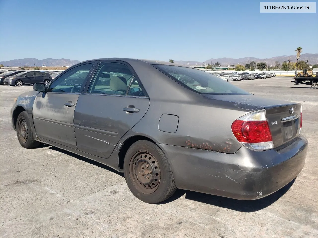 2005 Toyota Camry Le VIN: 4T1BE32K45U564191 Lot: 77668164