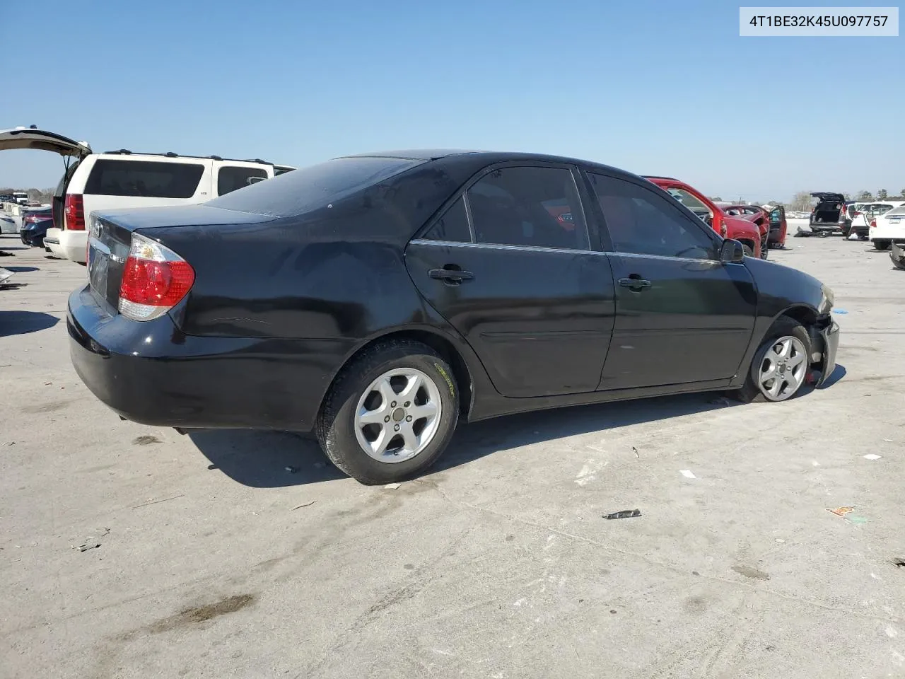 2005 Toyota Camry Le VIN: 4T1BE32K45U097757 Lot: 77784614