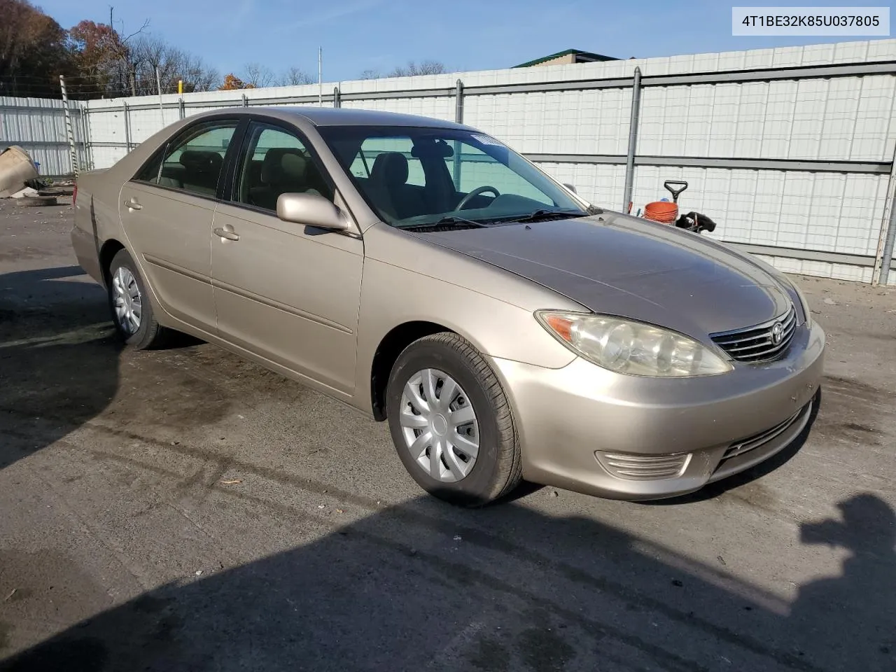 2005 Toyota Camry Le VIN: 4T1BE32K85U037805 Lot: 77936364