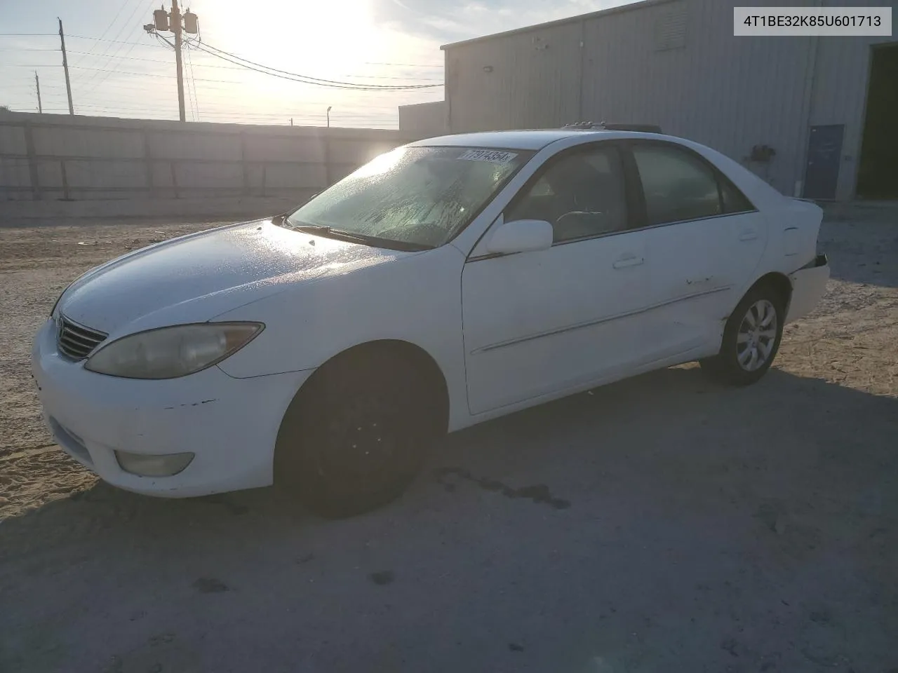 2005 Toyota Camry Le VIN: 4T1BE32K85U601713 Lot: 77974354