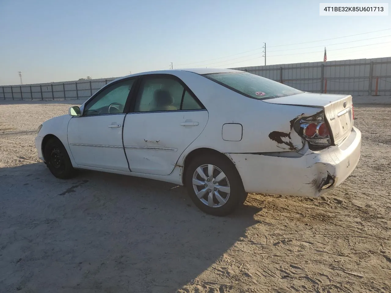 4T1BE32K85U601713 2005 Toyota Camry Le